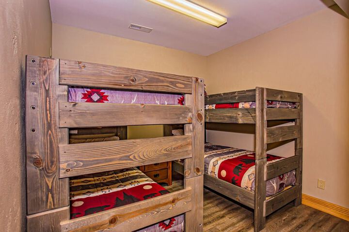 Room 13 of 48