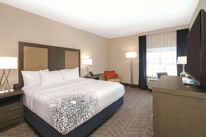 Room 16 of 31