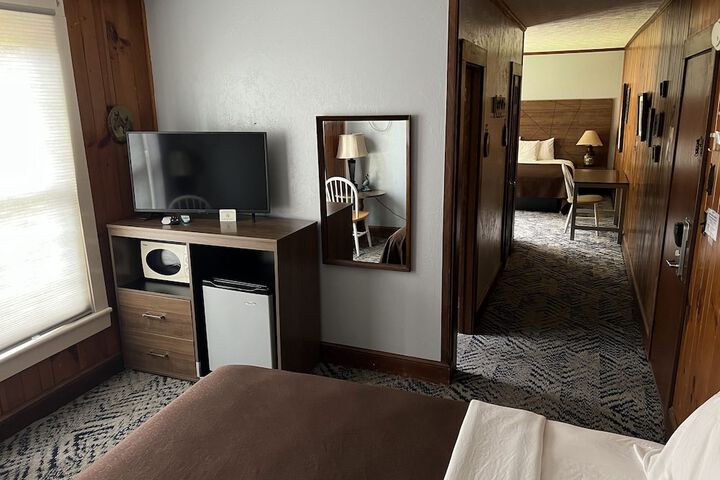Room 20 of 48