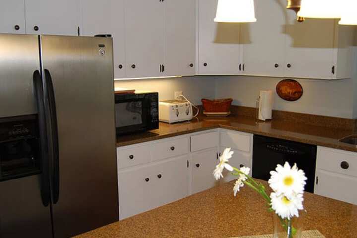 Dockside Guest Quarters & Restaurant