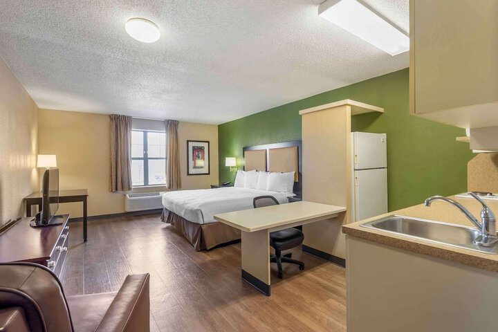 Room 21 of 29