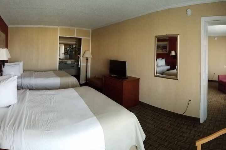 Room 21 of 36