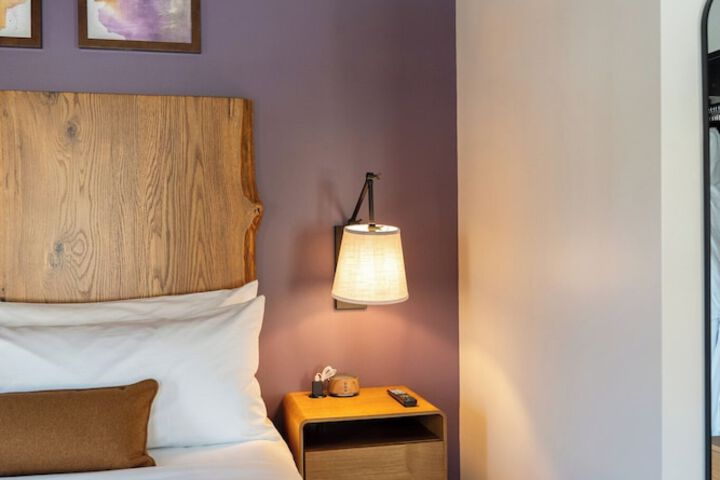 The Horton Hotel and Rooftop Lounge