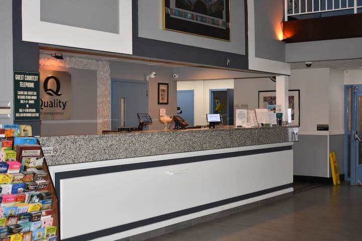 Hotel Interior 7 of 34