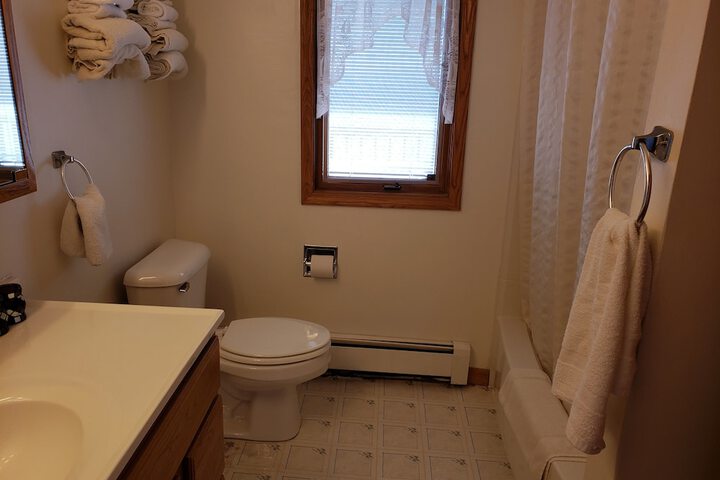 Room 75 of 102