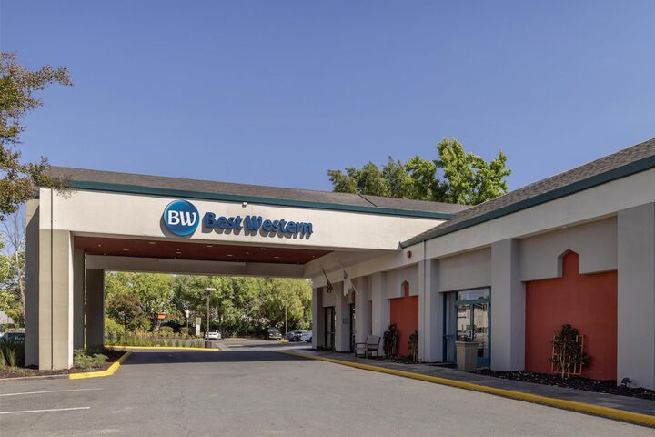 Best Western Heritage Inn