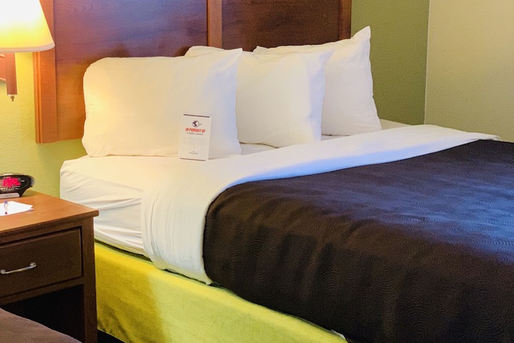 AmericInn by Wyndham Kewanee
