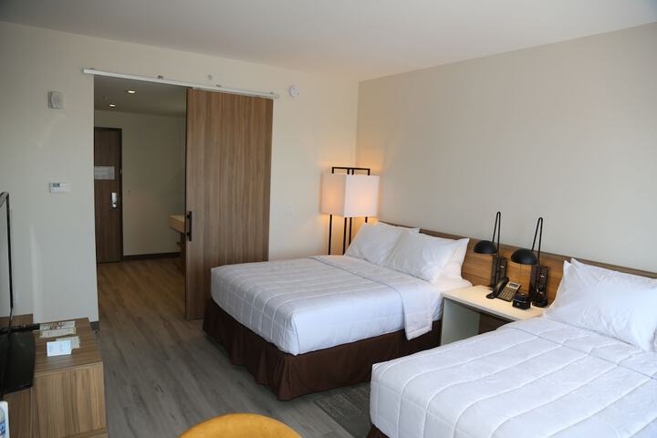 Room 11 of 22