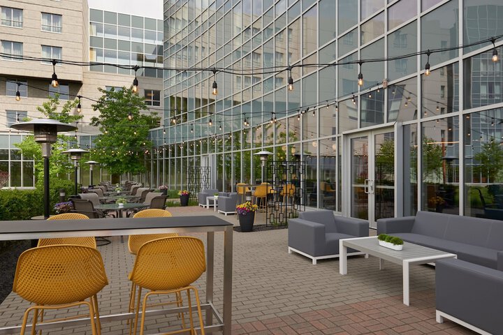 Courtyard by Marriott Calgary Airport