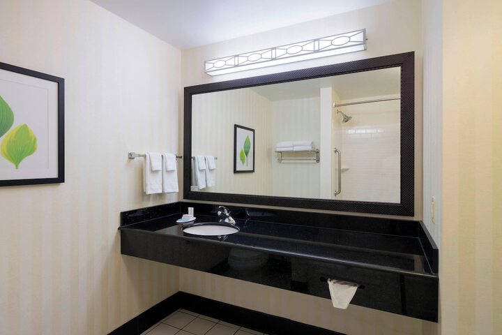 Fairfield Inn & Suites Huntingdon Route 22 Raystown Lake