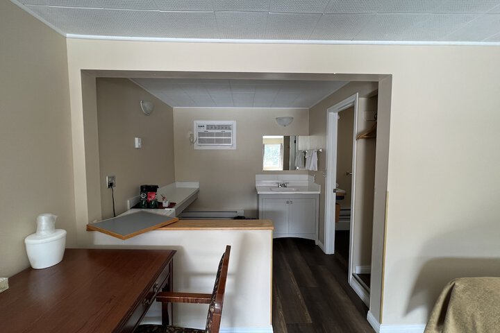 Room 60 of 153