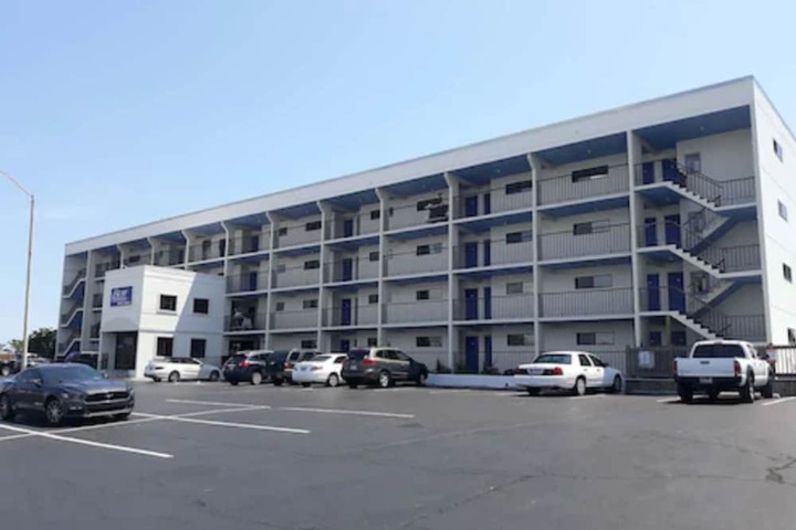 Hotel 2 of 12