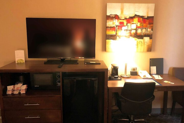 Room 11 of 46