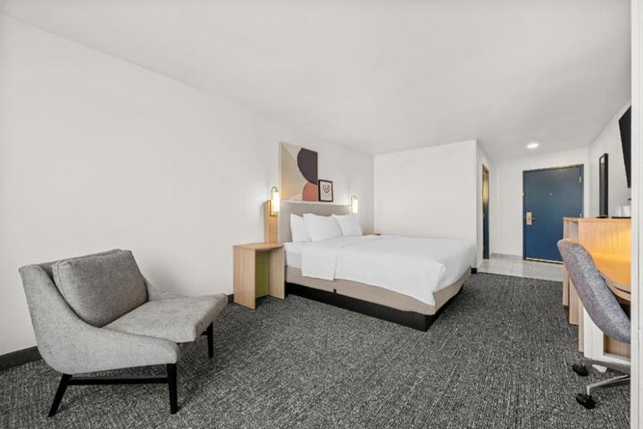 Spark by Hilton Pelham Birmingham I 65