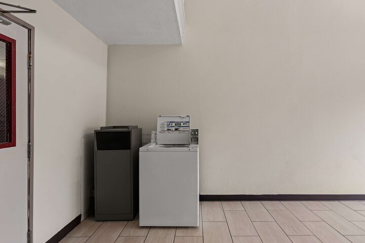 Red Lion Inn & Suites Caseyville