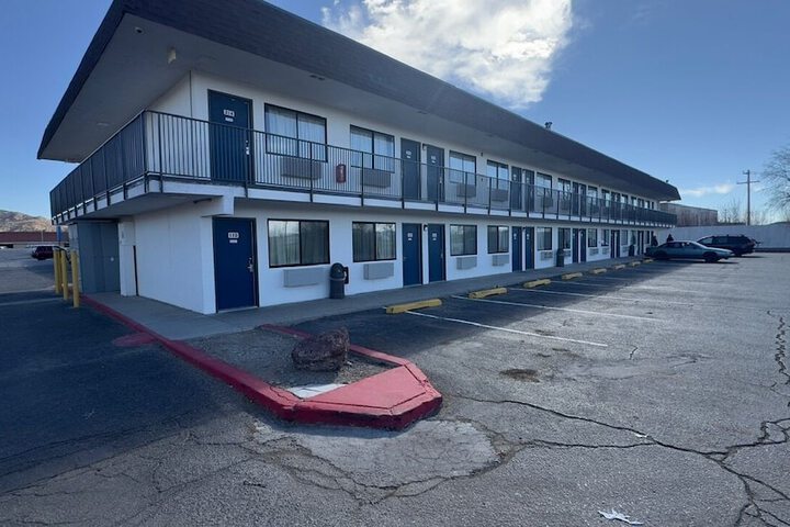 Motel 6 Grants NM
