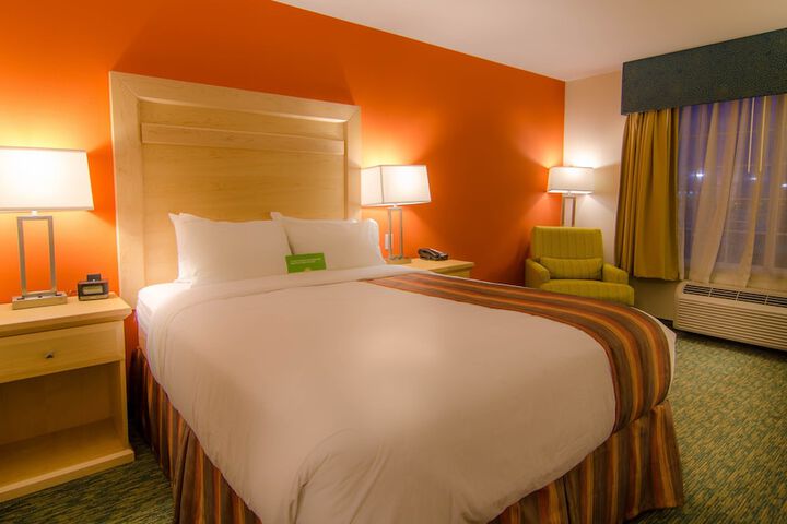 Room 34 of 52