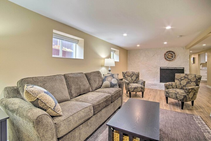Cozy North Bend Getaway in Walkable Location!