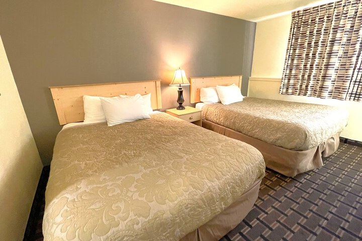 Room 10 of 39
