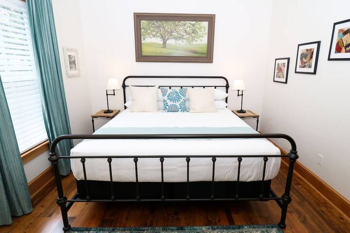 Room 44 of 206