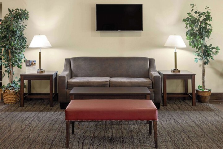 Hotel Interior 11 of 34
