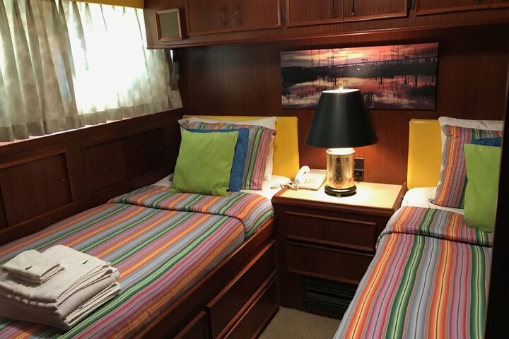 Room 15 of 29