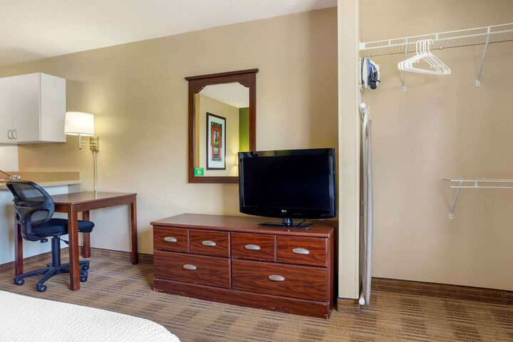 Room 25 of 30