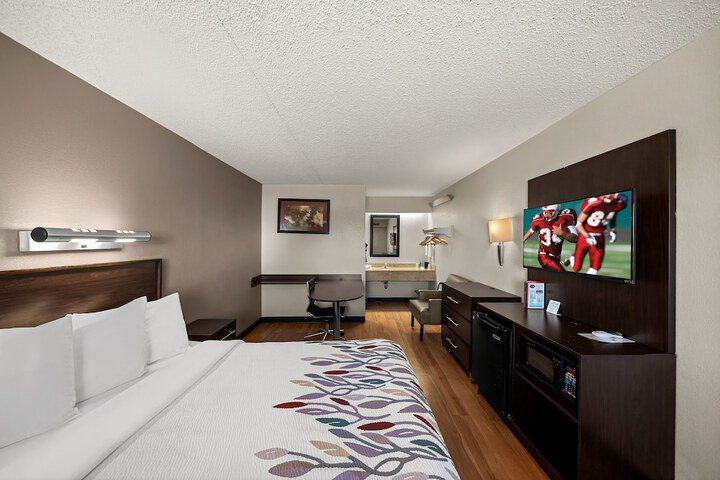 Room 20 of 33