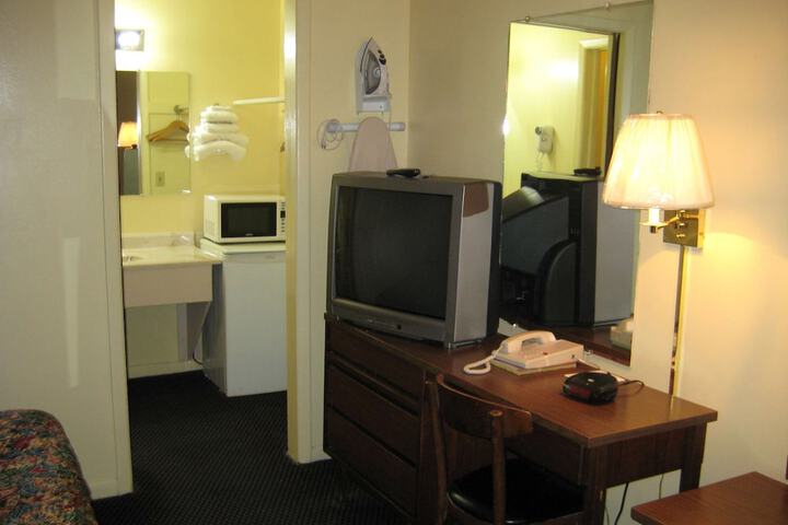 Room 14 of 31