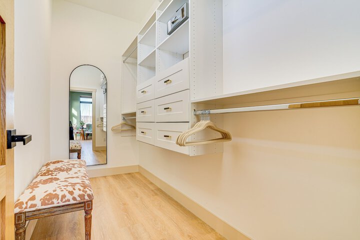 1 Block to Lake City Marina: Condo w / Rooftop Deck