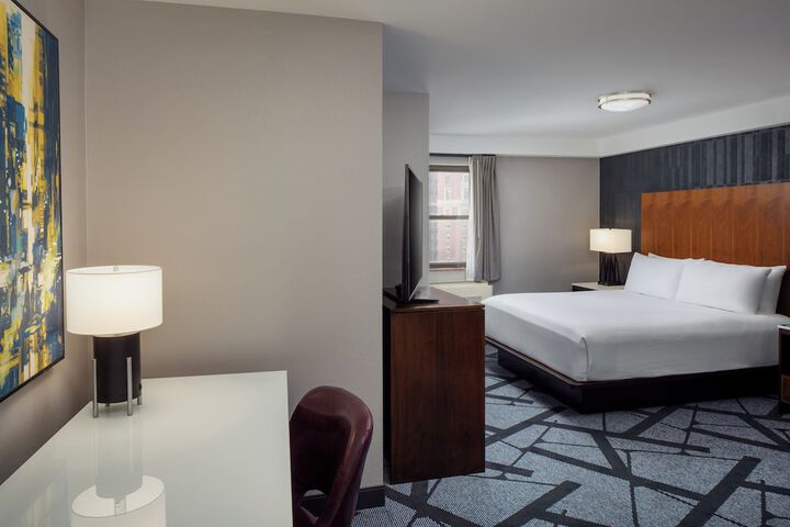DoubleTree by Hilton Hotel & Suites Pittsburgh Downtown