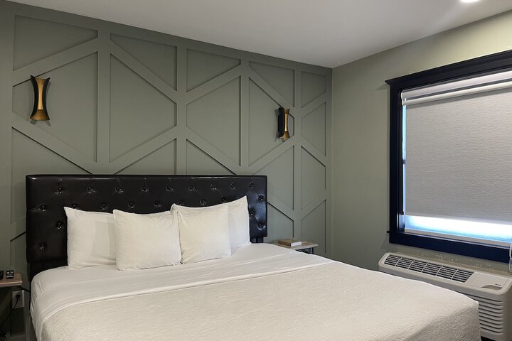 Room 62 of 105