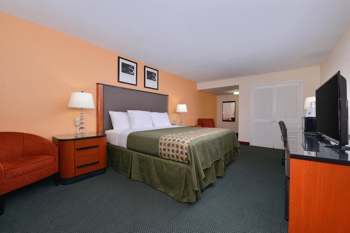 Room 16 of 20