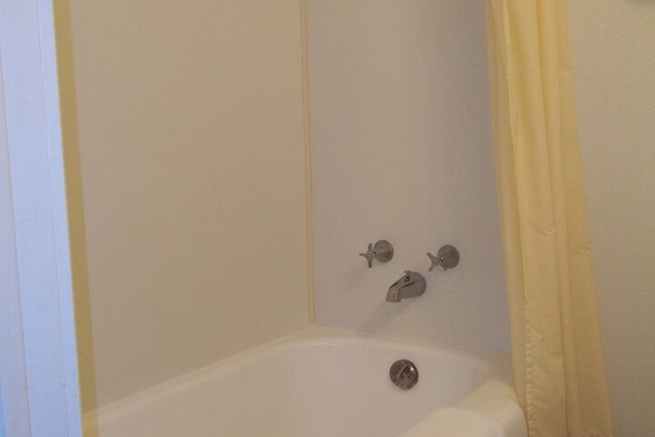 Room 18 of 30