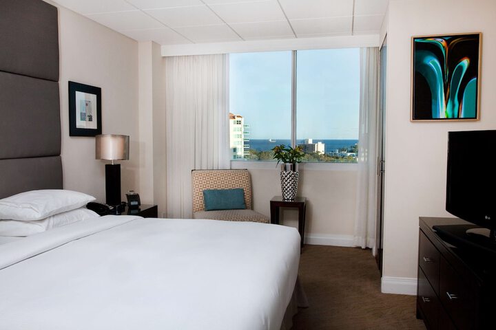 Room 26 of 70