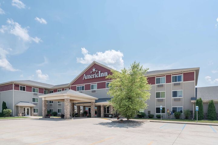 Hotel 5 of 61