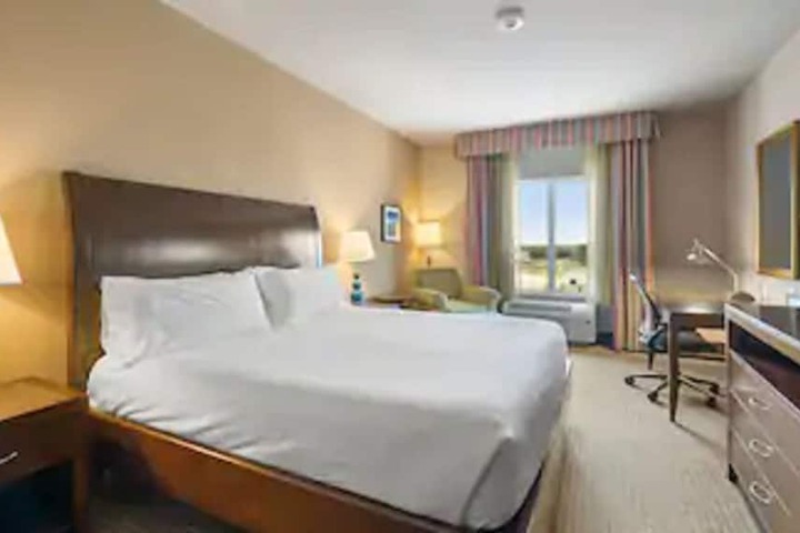Room 34 of 47