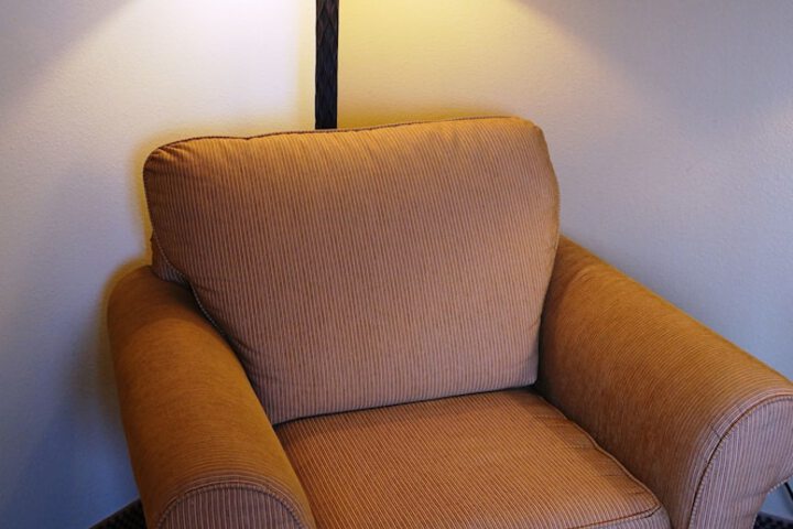 Room 18 of 65