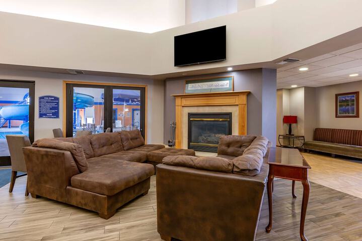Hotel Interior 11 of 41