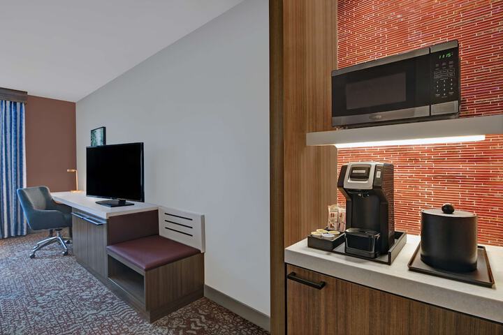 Hilton Garden Inn Madison Huntsville Airport