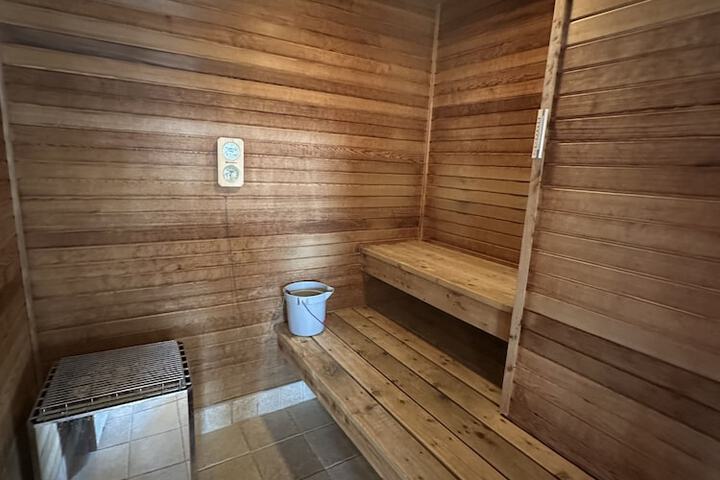 Birchwood Lodge