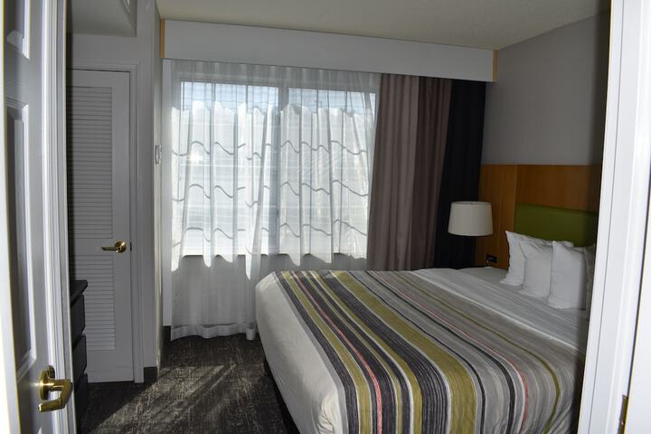 Room 31 of 105
