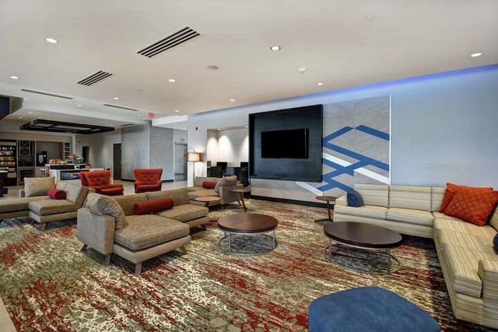 Hotel Interior 4 of 27