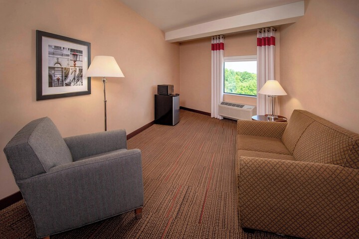 Room 12 of 41