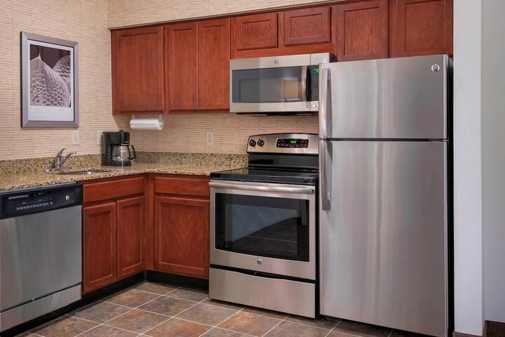 Residence Inn by Marriott Newark Elizabeth / Liberty International Airport