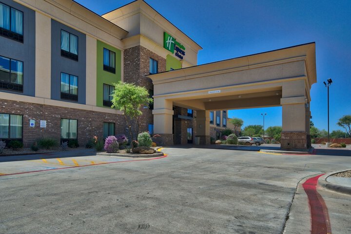 Hotel 4 of 38