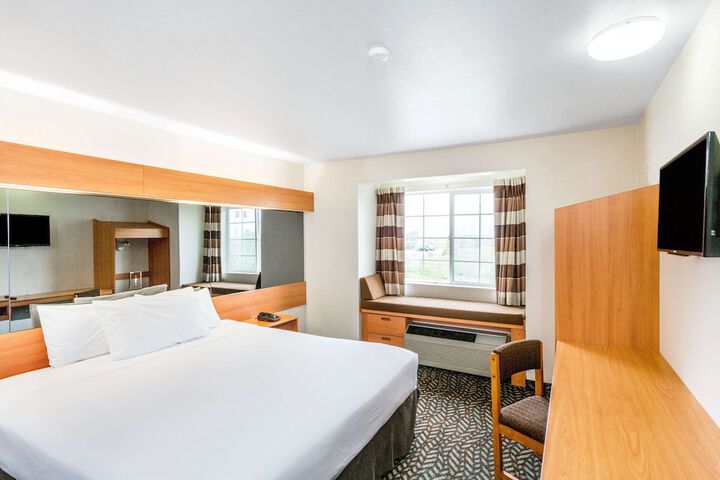 Room 9 of 52