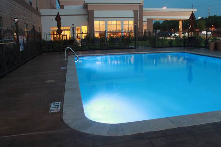 Pool 4 of 57