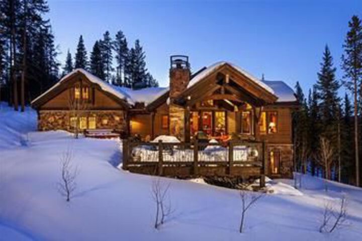 Moose Lodge Highlands Area by Pinnacle Lodging