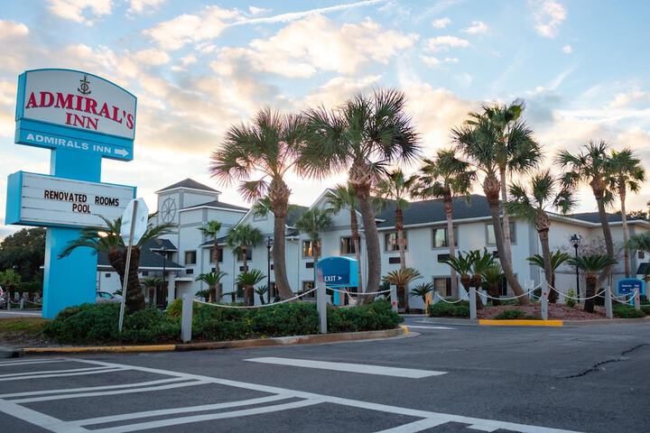 Admirals Inn on Tybee Island